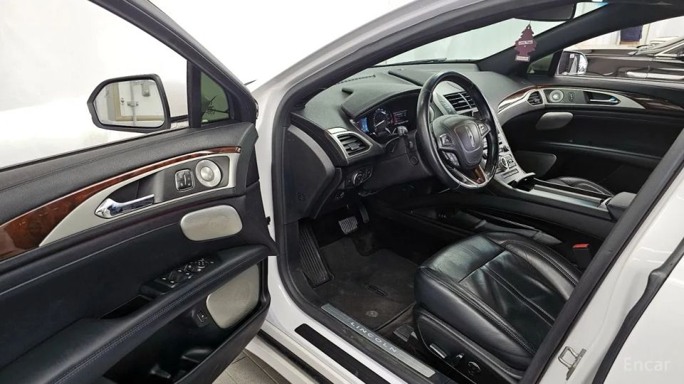 Lincoln MKZ