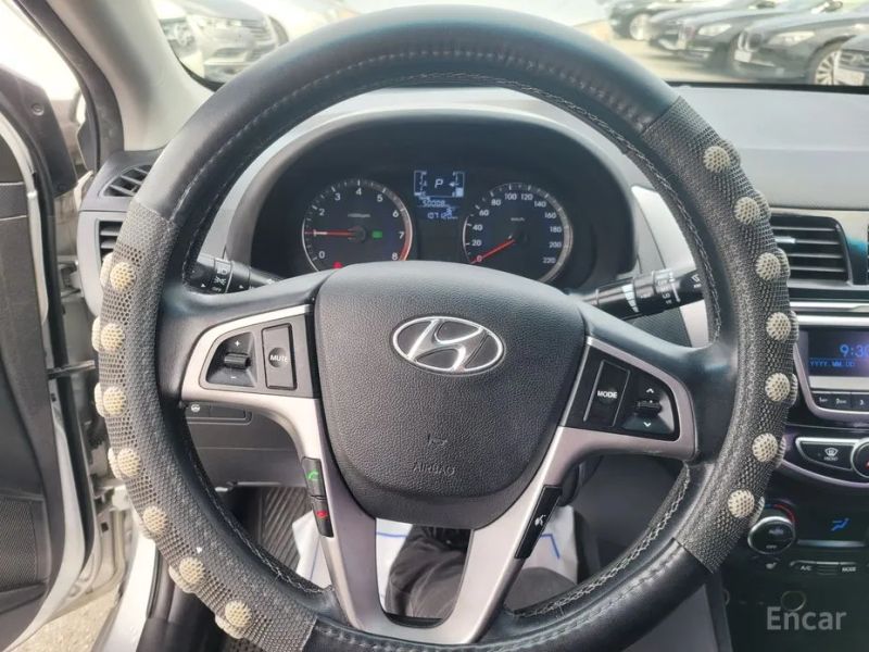 Hyundai Accent