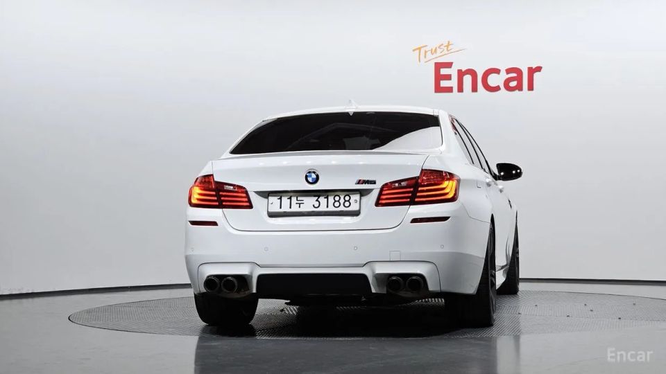 BMW M5