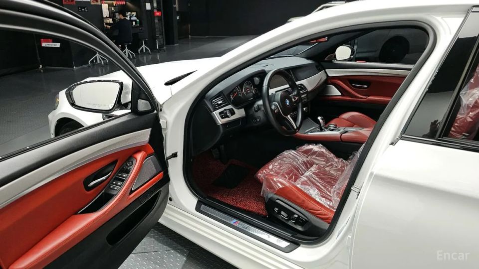 BMW M5