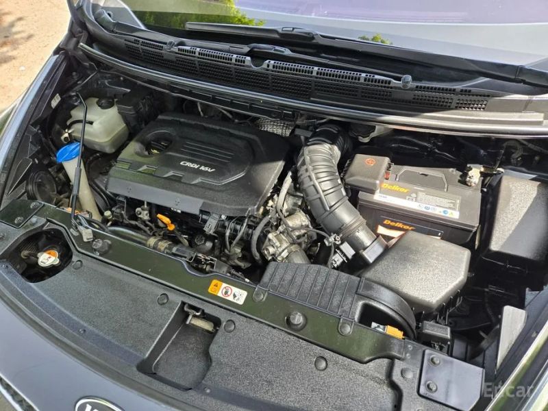 Kia Carens