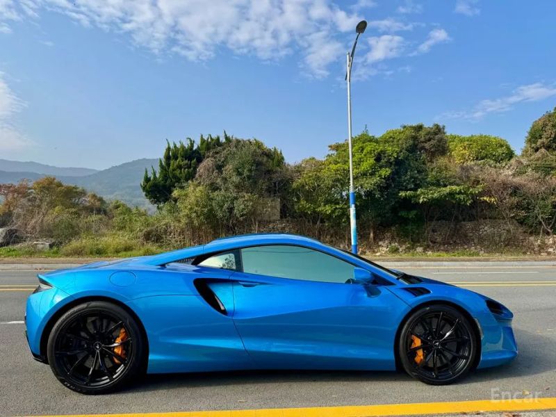 Mclaren Artura