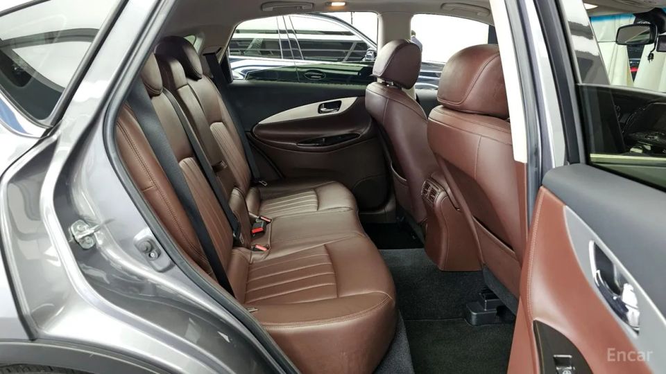 Infiniti QX50