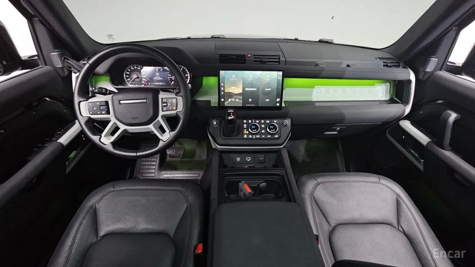Land Rover Defender