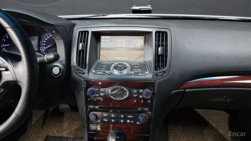Infiniti G