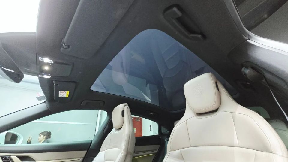 Porsche Taycan