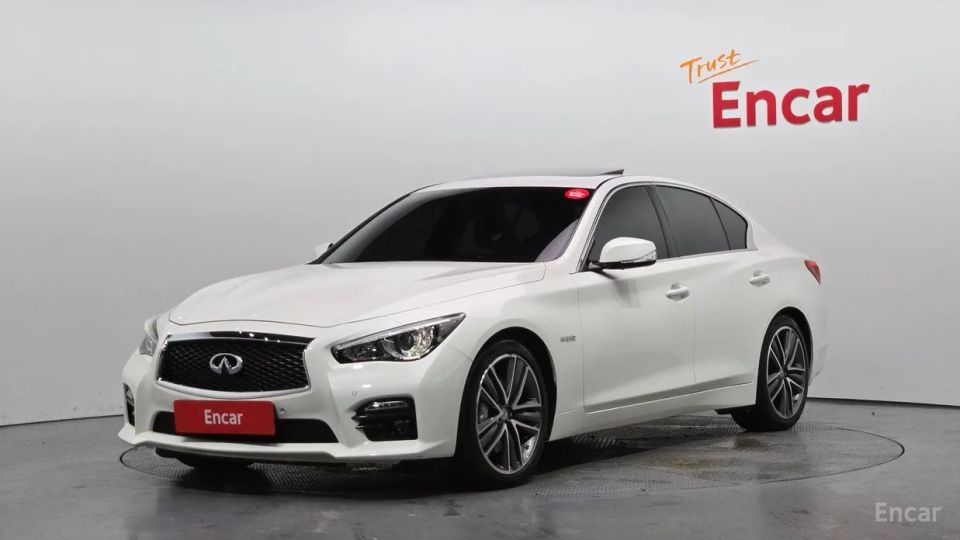 Infiniti Q50