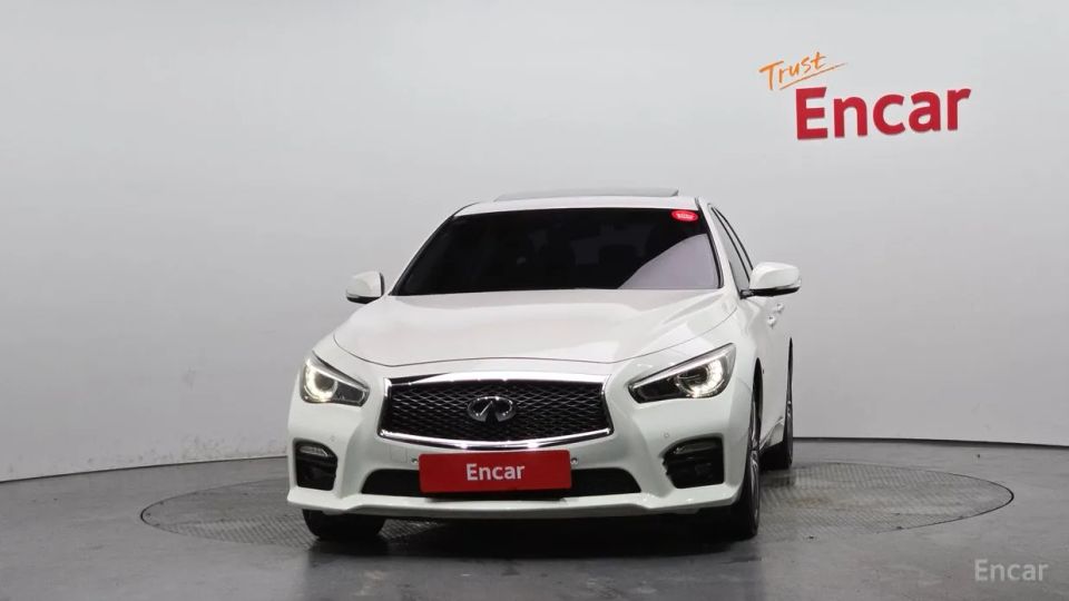 Infiniti Q50