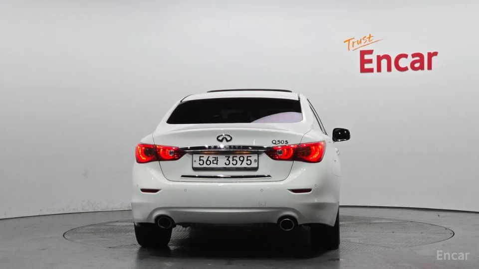 Infiniti Q50