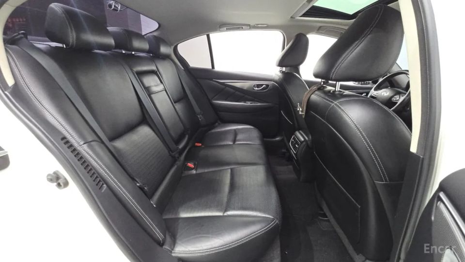 Infiniti Q50