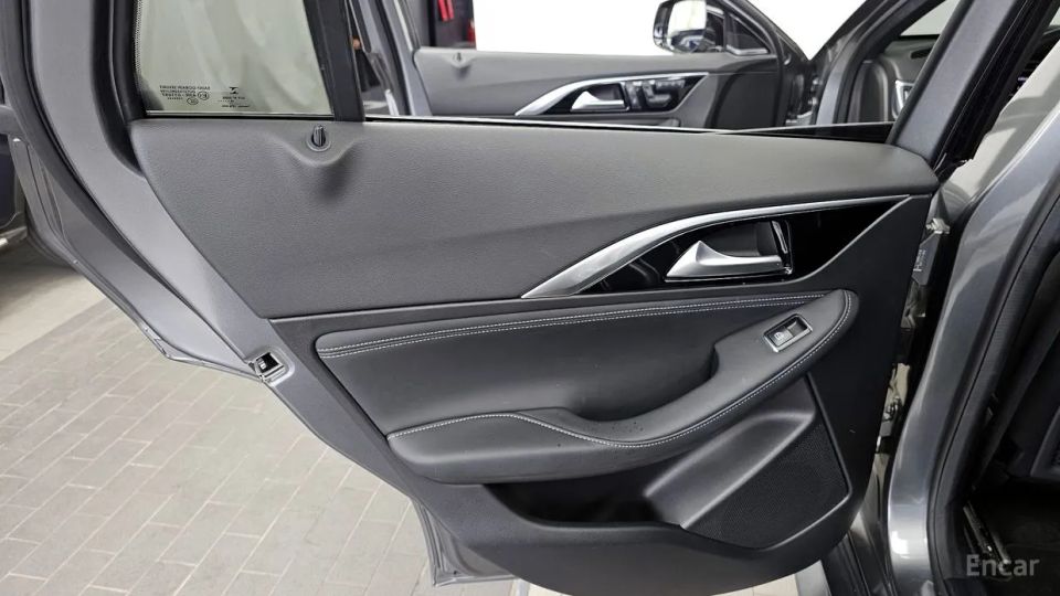 Infiniti Q30
