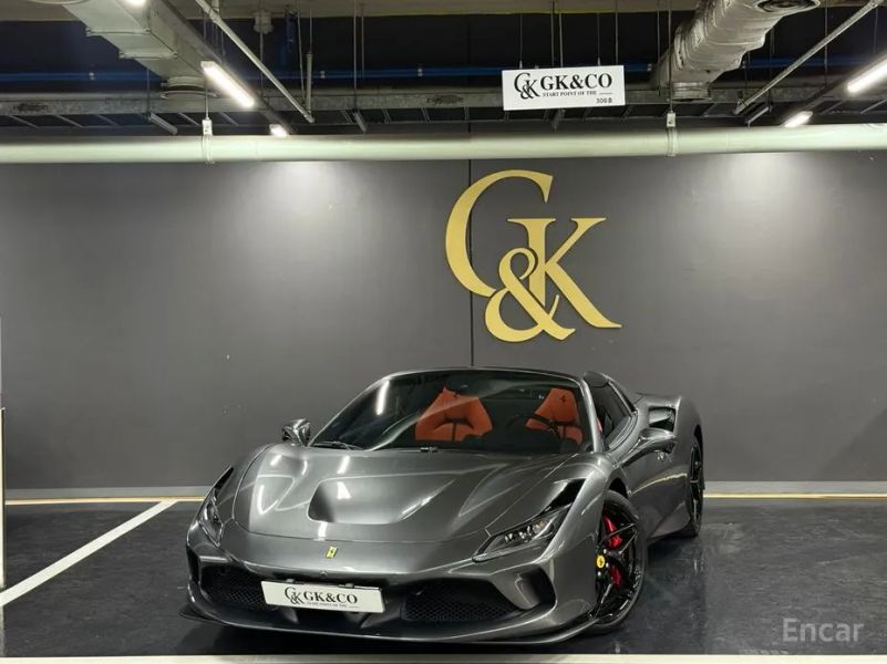 Ferrari F8