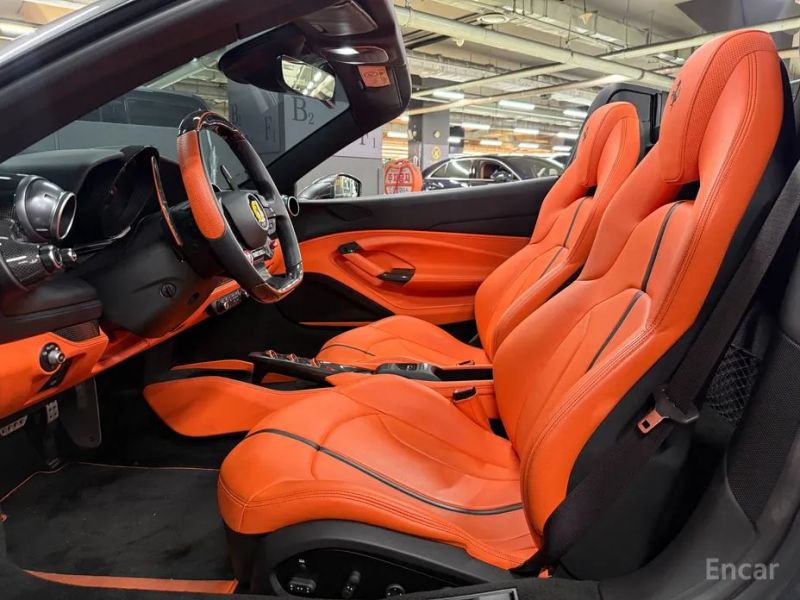 Ferrari F8