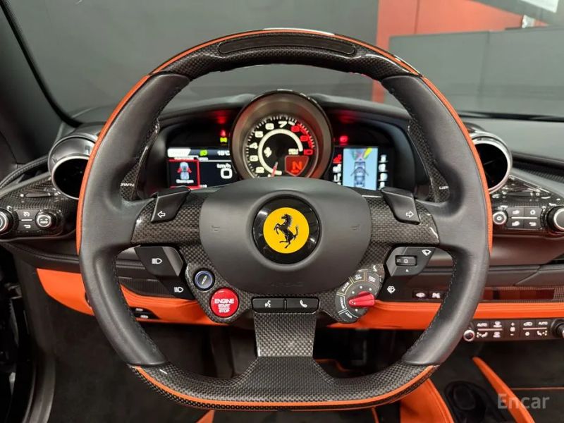 Ferrari F8