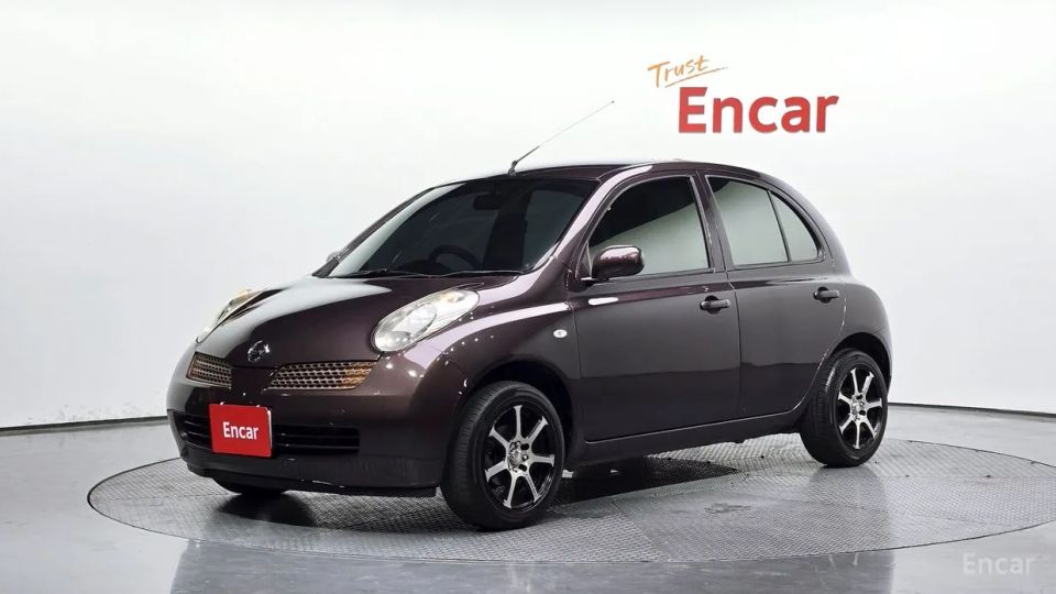 Nissan March