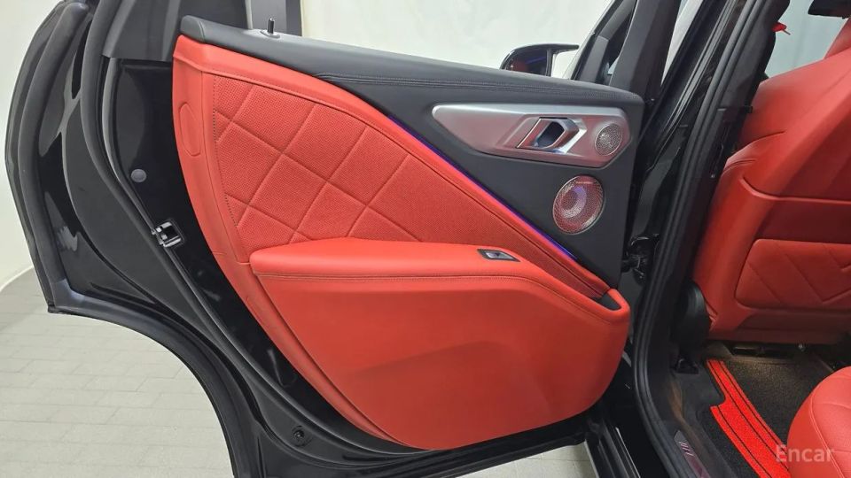 BMW XM