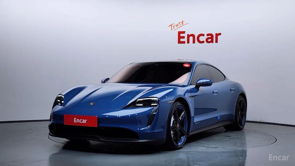 Porsche Taycan
