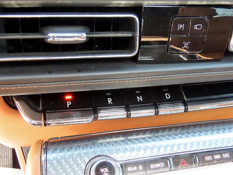 Lincoln Aviator