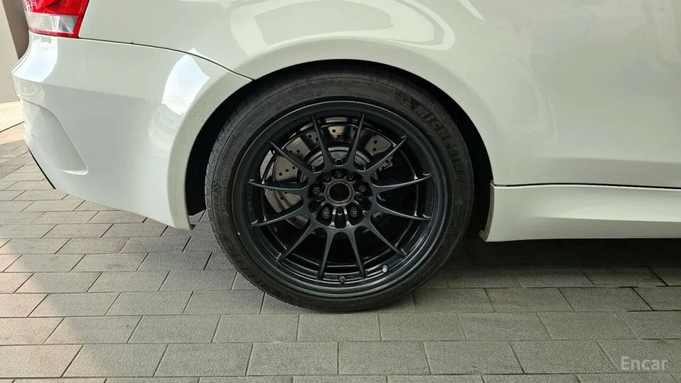BMW 1M