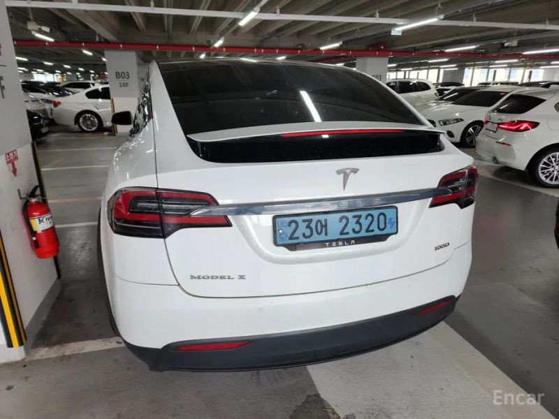 Tesla model-x