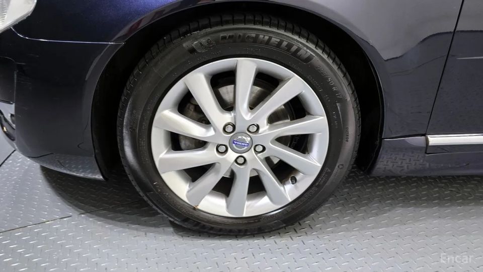Volvo S80
