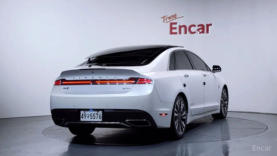 Lincoln MKZ