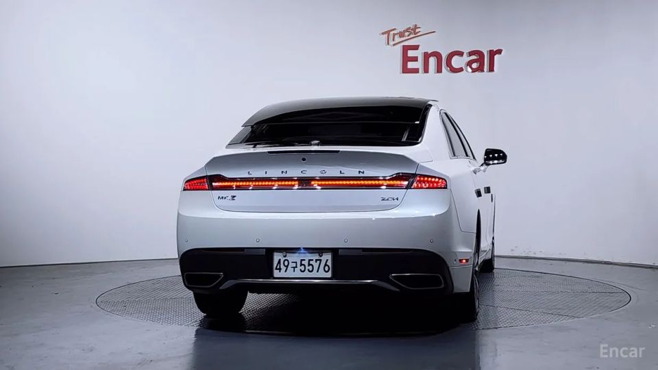 Lincoln MKZ