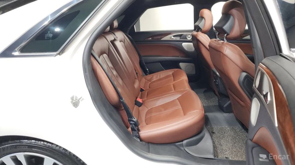Lincoln MKZ
