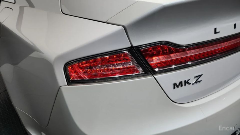 Lincoln MKZ