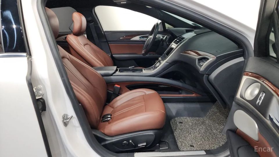 Lincoln MKZ