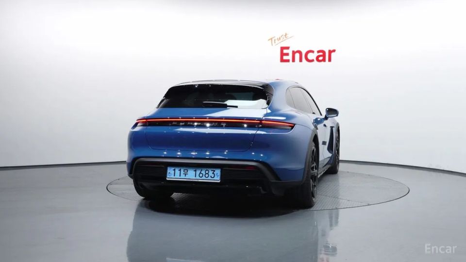 Porsche Taycan