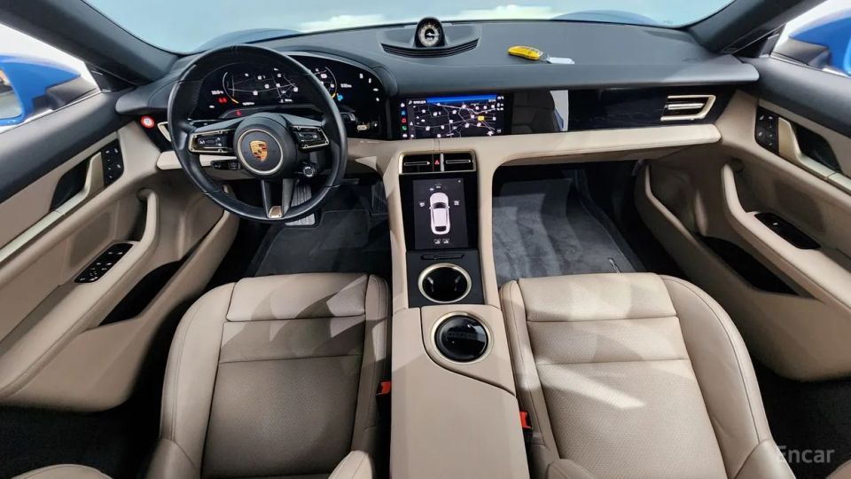 Porsche Taycan