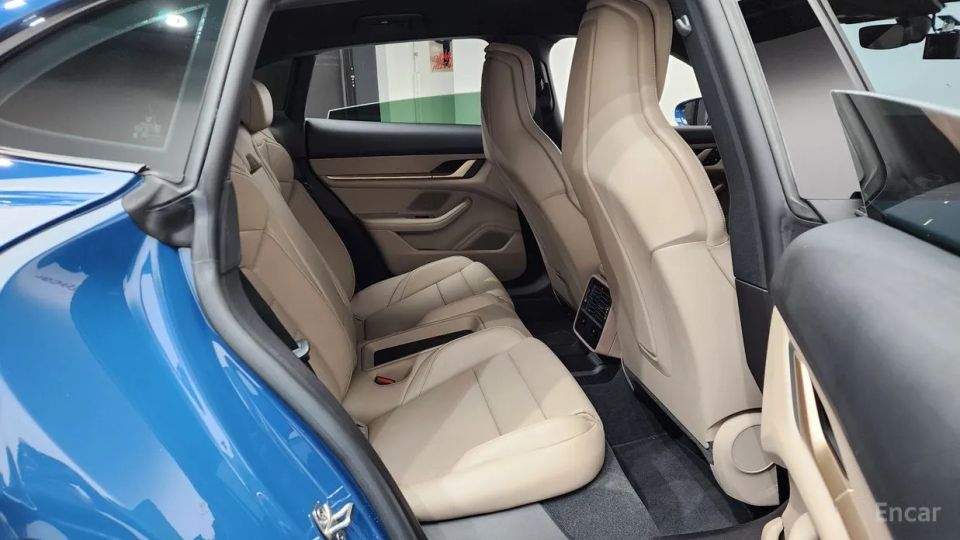 Porsche Taycan