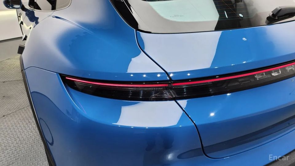Porsche Taycan