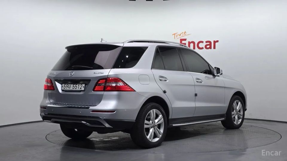 Mercedes-Benz M-class