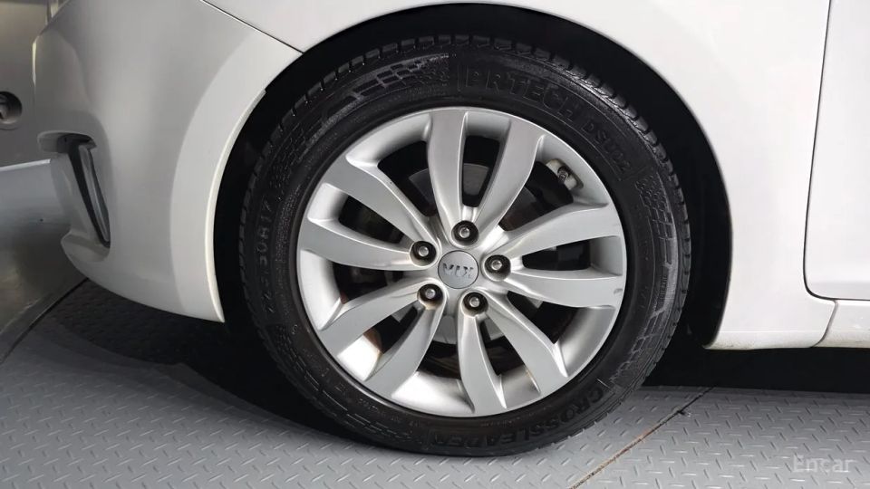 Kia Carens