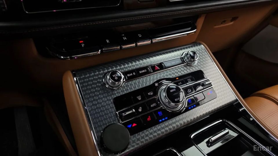 Lincoln Aviator