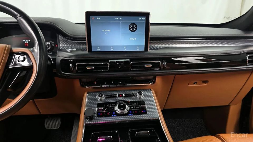 Lincoln Aviator