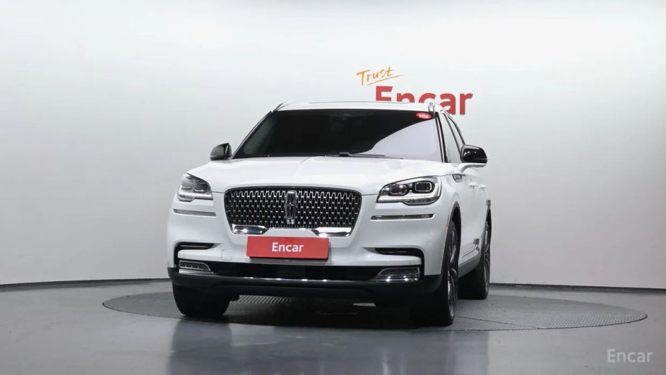 Lincoln Aviator