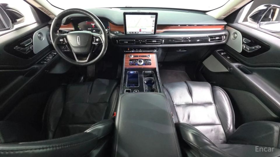 Lincoln Aviator