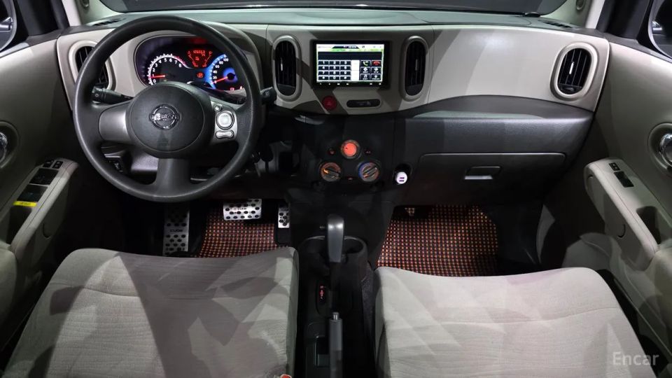Nissan Cube