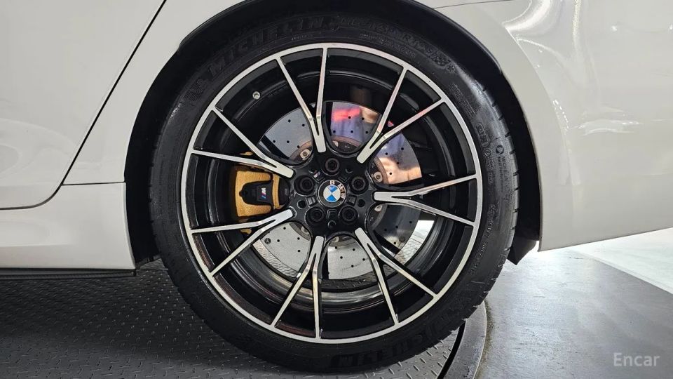 BMW M5