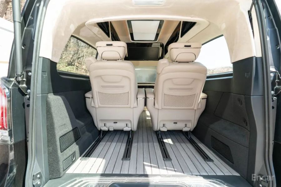 Mercedes-Benz V-Class