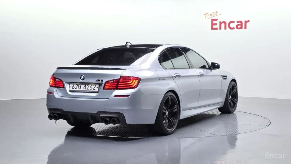 BMW M5