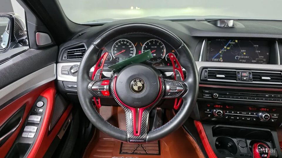 BMW M5