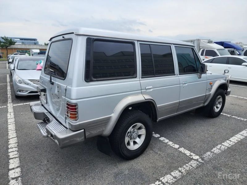 Hyundai Galloper