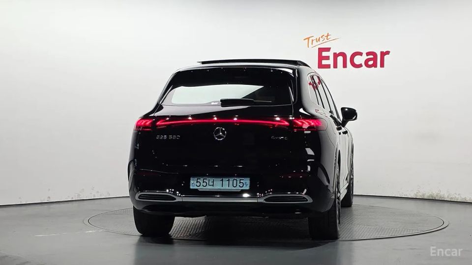 Mercedes-Benz EQS