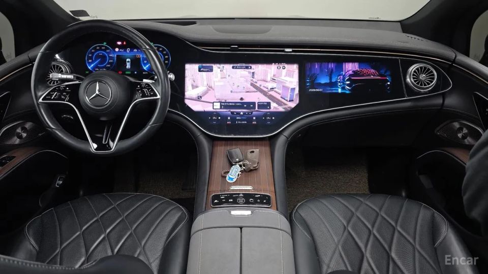 Mercedes-Benz EQS