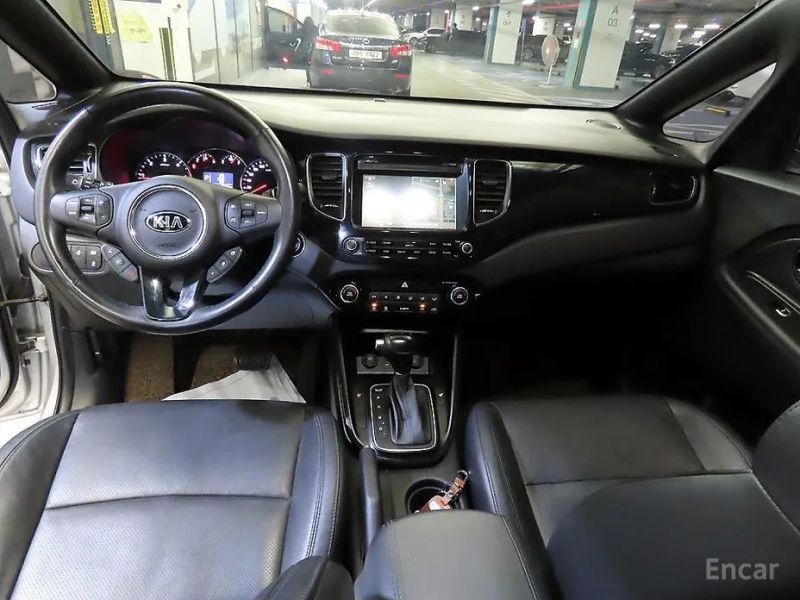 Kia Carens