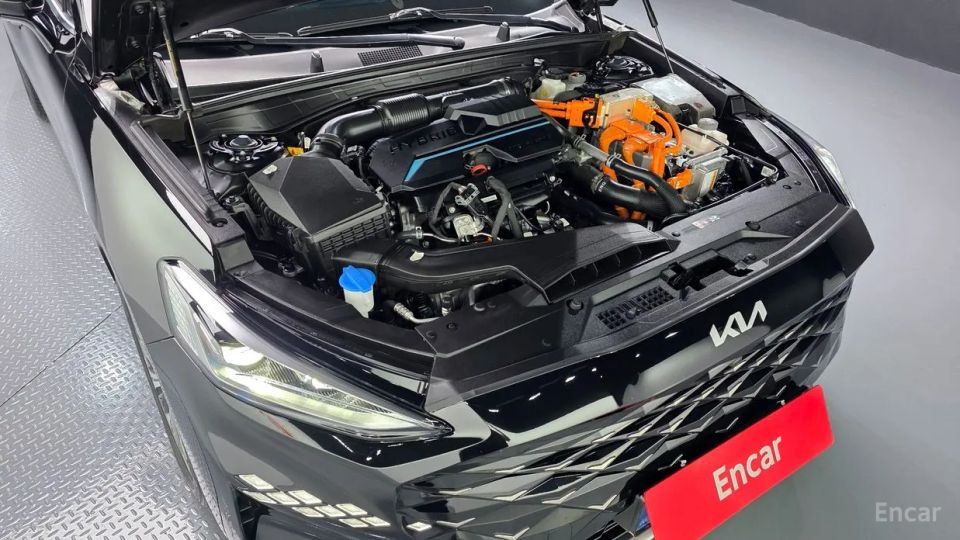 Kia K8